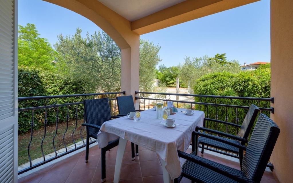 Villa Franka 113 Bašanija エクステリア 写真